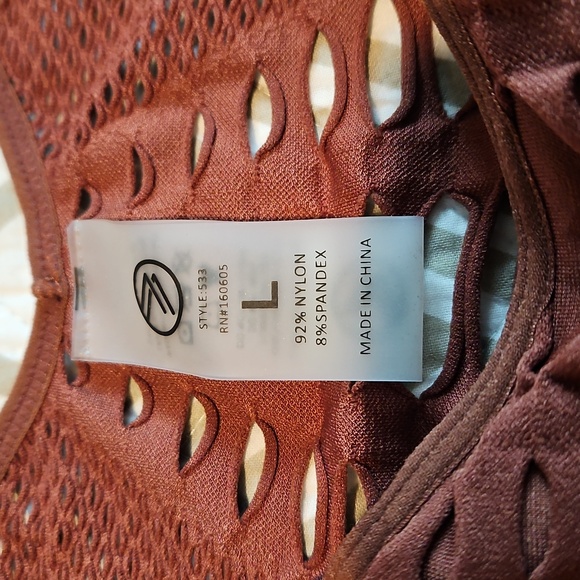 Savvi Large Sports Bra - Picture 2 of 4